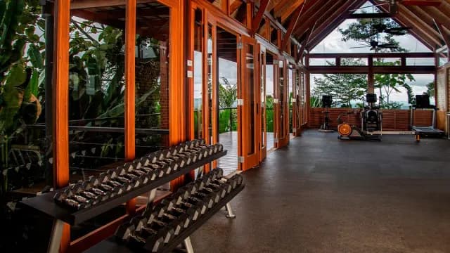 Fitness center with rainforest views in Arenal Volcano area