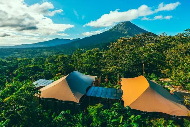 Location overlooking the Arenal Volcano in La Fortuna